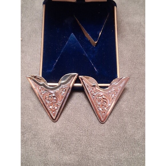 Western Vintage Silverplate Collar Tips Floral Engraved Western Americana - Picture 5 of 8